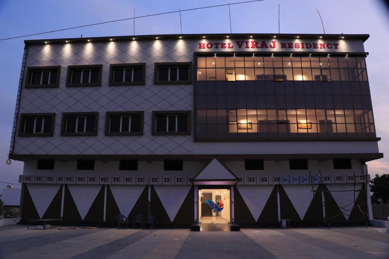 Hotel Viraj Residency 普杰 外观 照片