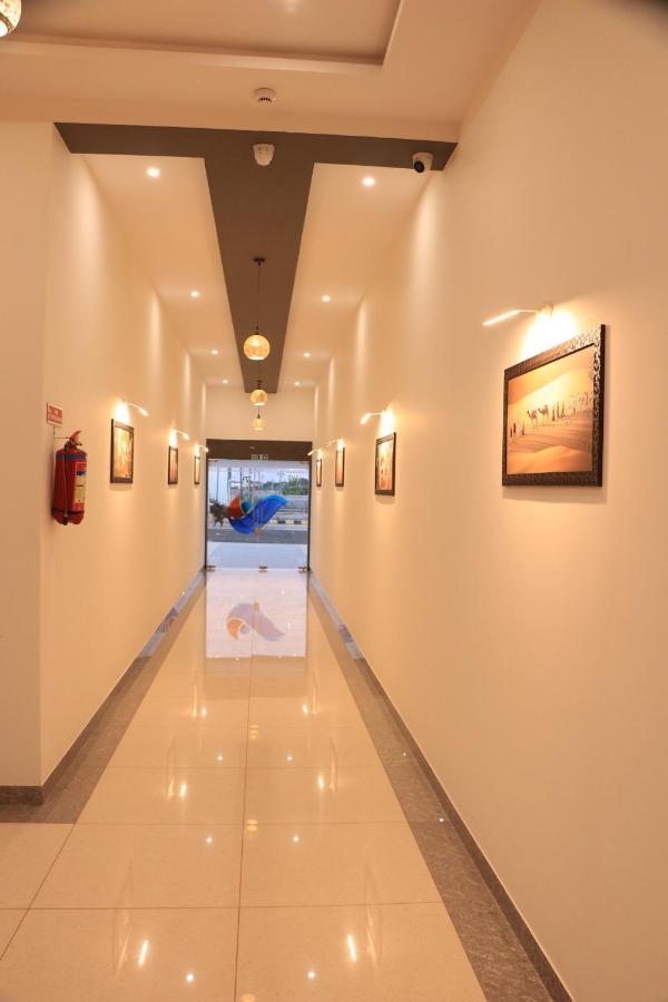 Hotel Viraj Residency 普杰 外观 照片