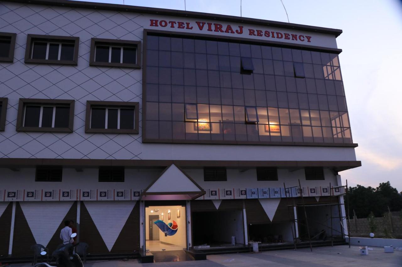 Hotel Viraj Residency 普杰 外观 照片
